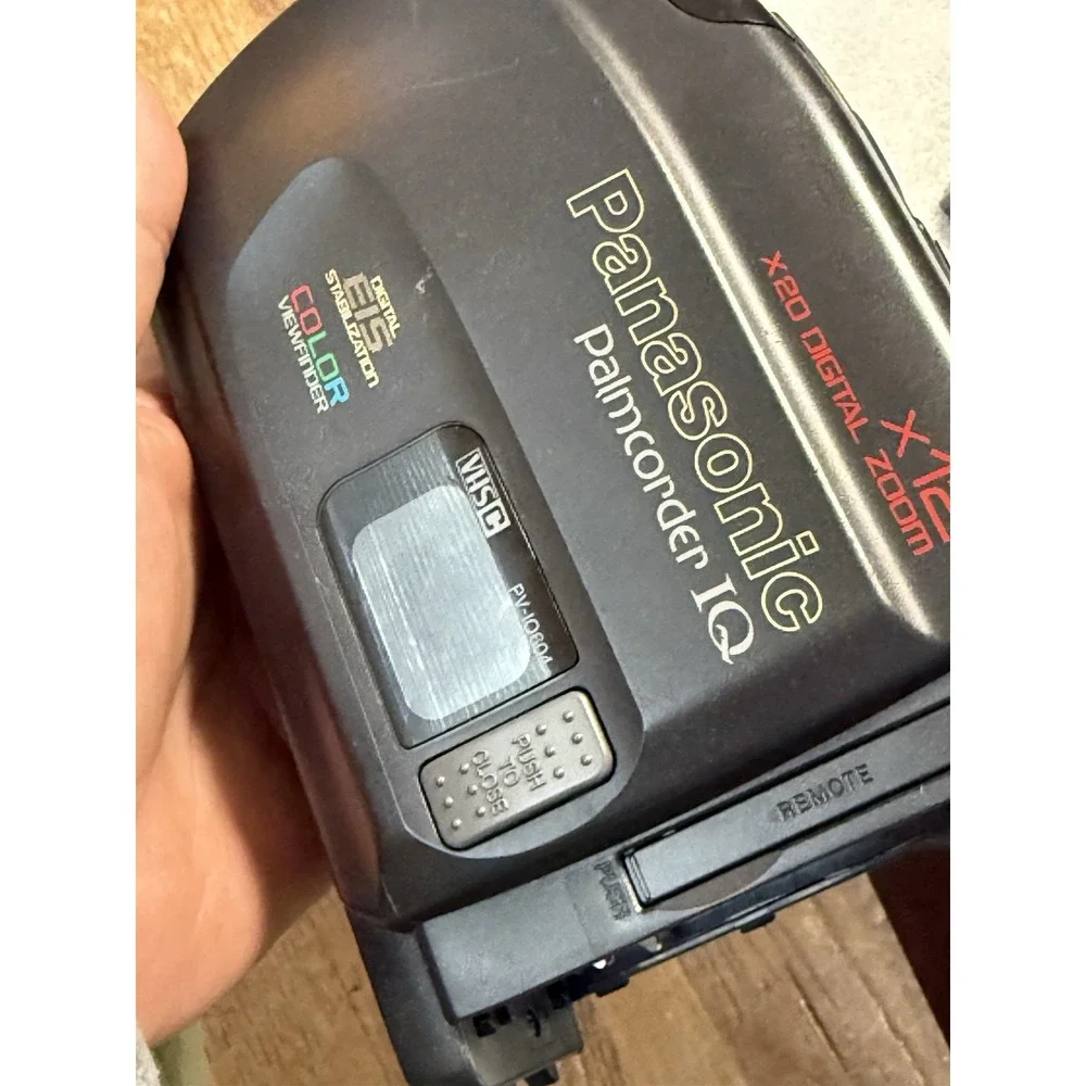 Panasonic PV-IQ604 Camcorder - Black , Please Read Description